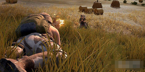 如何在绝地求生中应对敌人的运动策略？