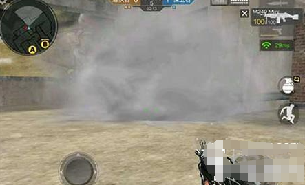 穿越火线游戏中如何利用环境进行掩护？