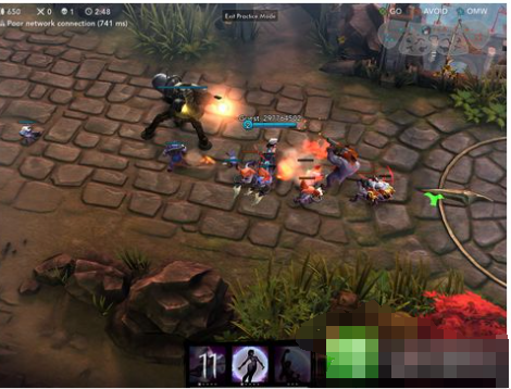 如何在符文之地传说中参加竞技比赛？